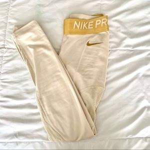 Nike Pro Warm Women’s Leggings